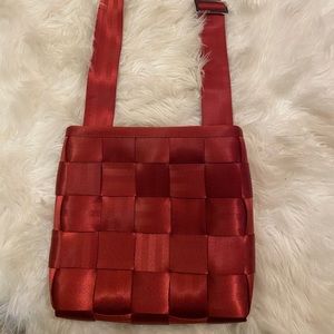 Harvey seat belt bag